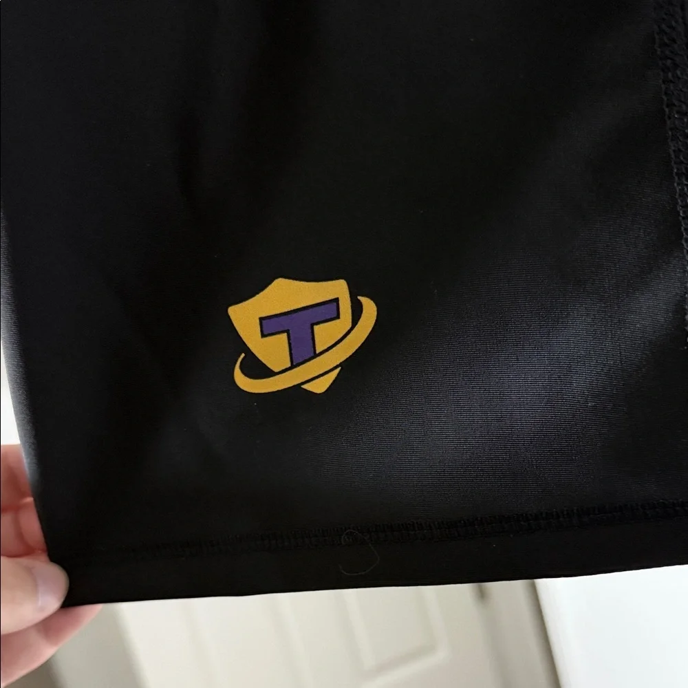 TUOYR Men’s Football Padded Shirt - Compression Adult Vest - Protective - Picture 9 of 16